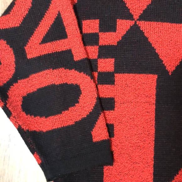 Vintage Abstract Geometric/Happiness Knit Sweater - Picture 15 of 17